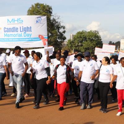 Candle Light 2025